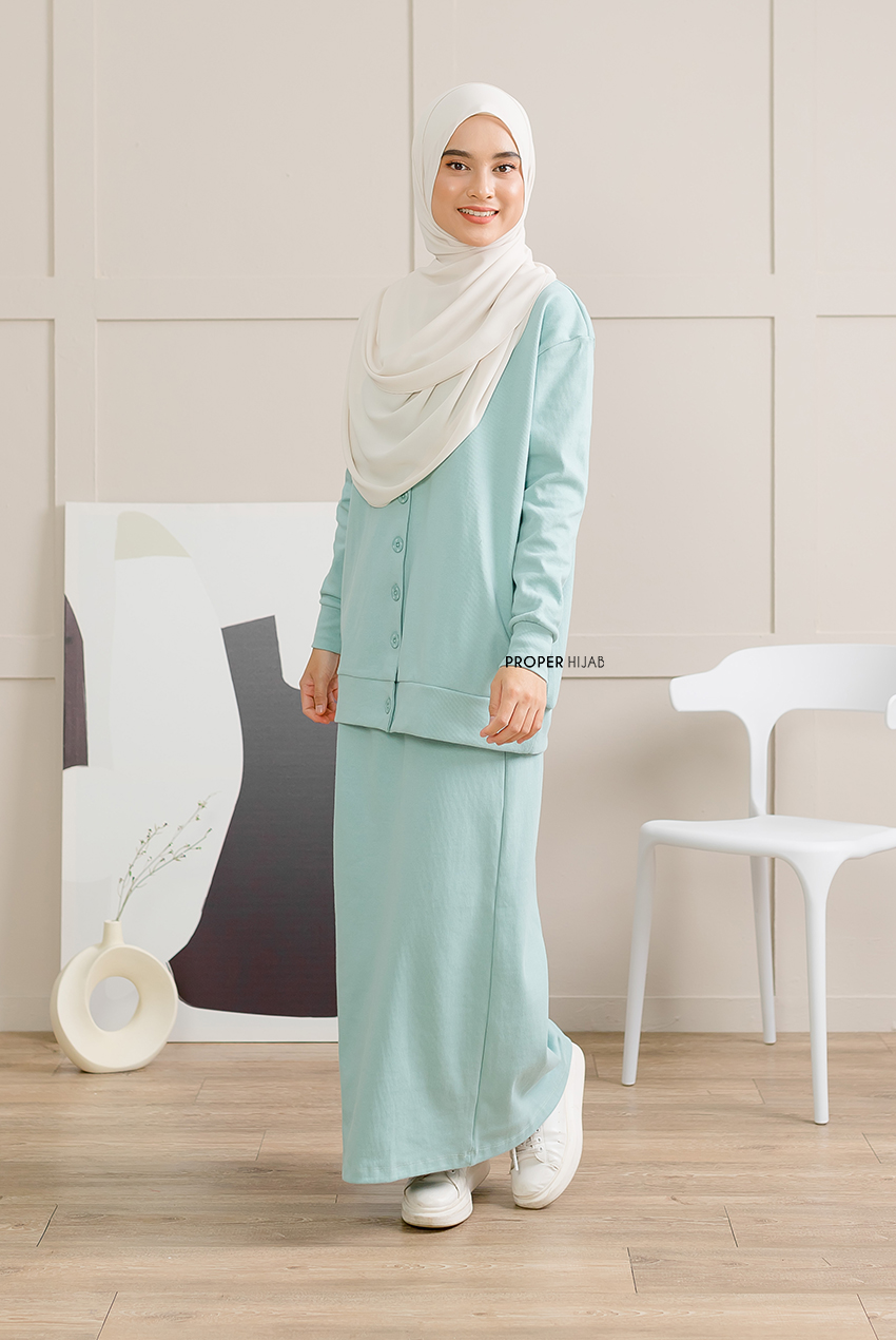 Adela Set